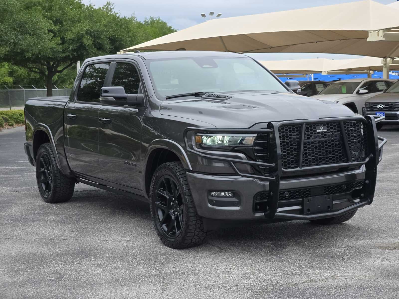 2025 RAM 1500 Laramie Crew Cab 4x4 5'7" Box