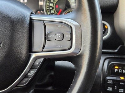 2021 RAM 1500 Laramie Crew Cab 4x4 5'7" Box