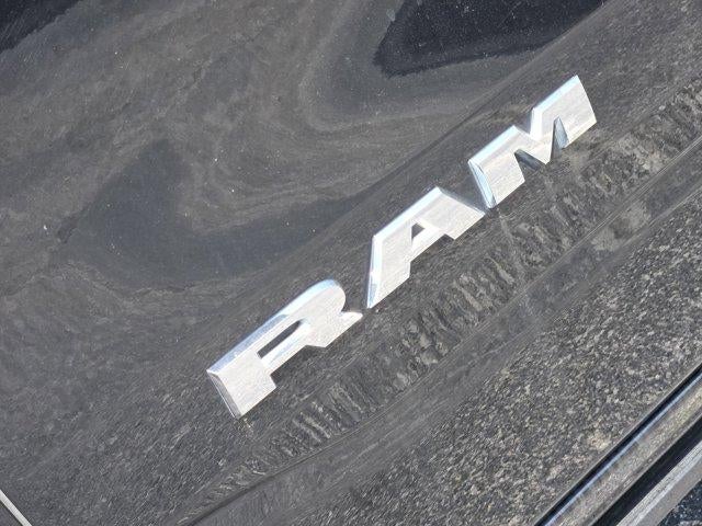 2021 RAM 1500 Laramie Crew Cab 4x4 5'7" Box