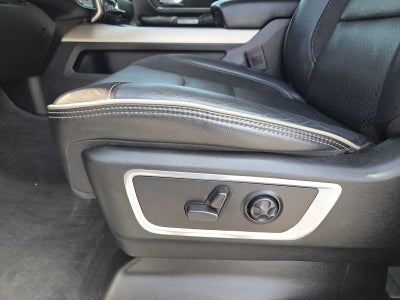 2021 RAM 1500 Laramie Crew Cab 4x4 5'7" Box