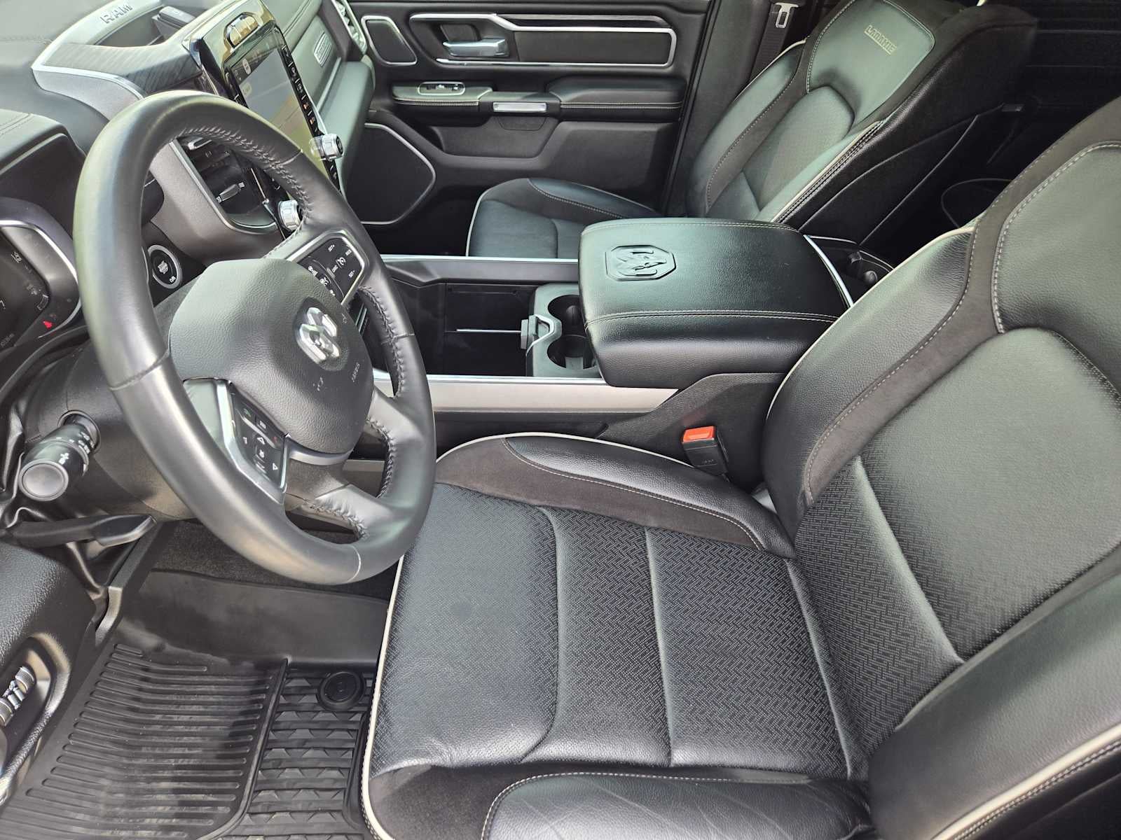 2023 RAM 1500 Laramie Crew Cab 4x4 5'7" Box