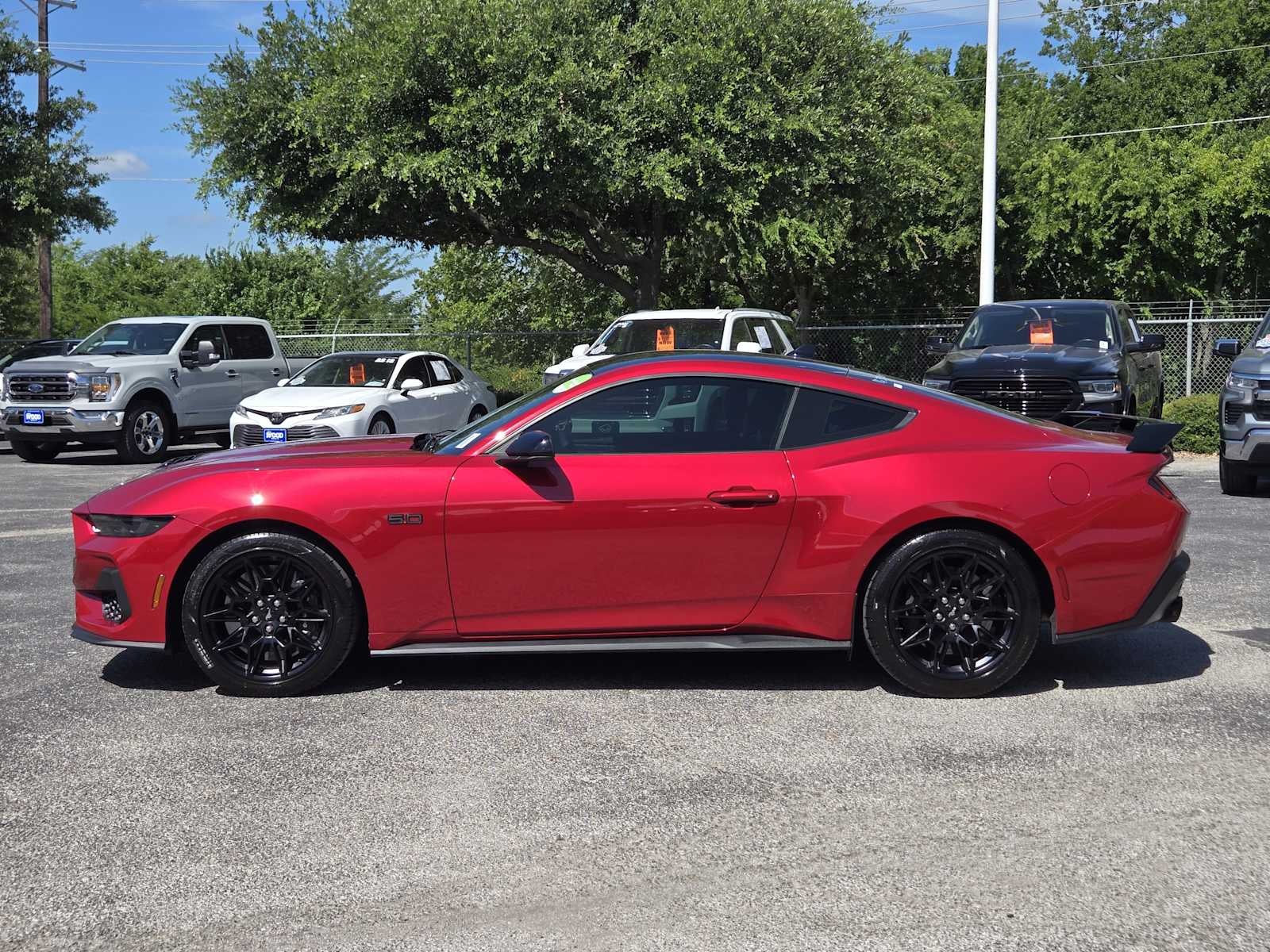 2024 Ford Mustang GT Premium Fastback