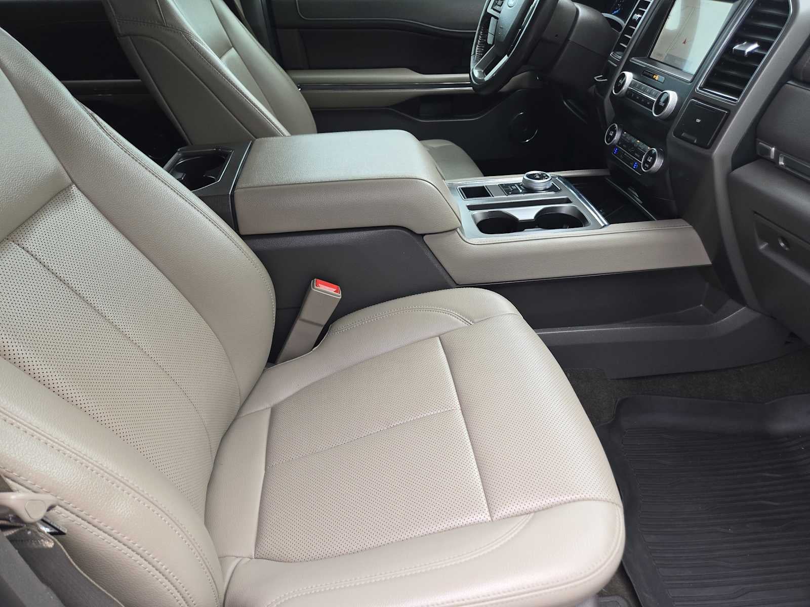 2021 Ford Expedition Max XLT