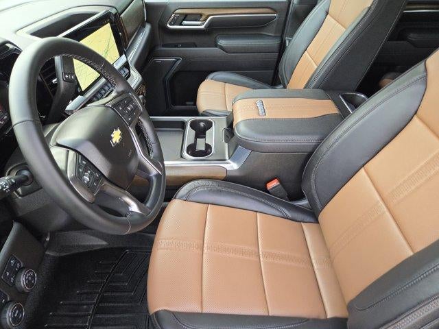 2025 Chevrolet Silverado 3500 HD High Country