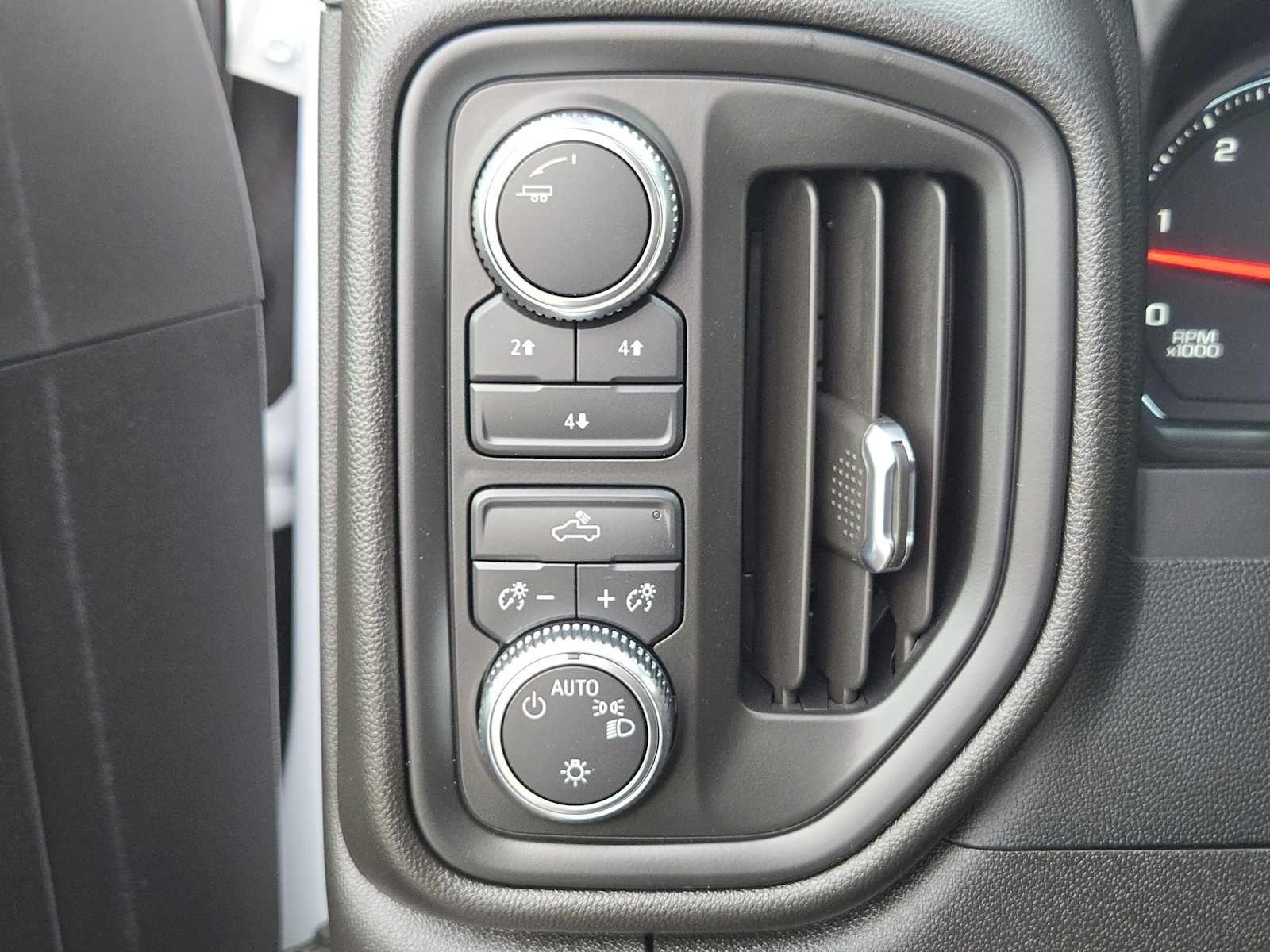 2024 GMC Sierra 3500 HD Chassis Cab Pro