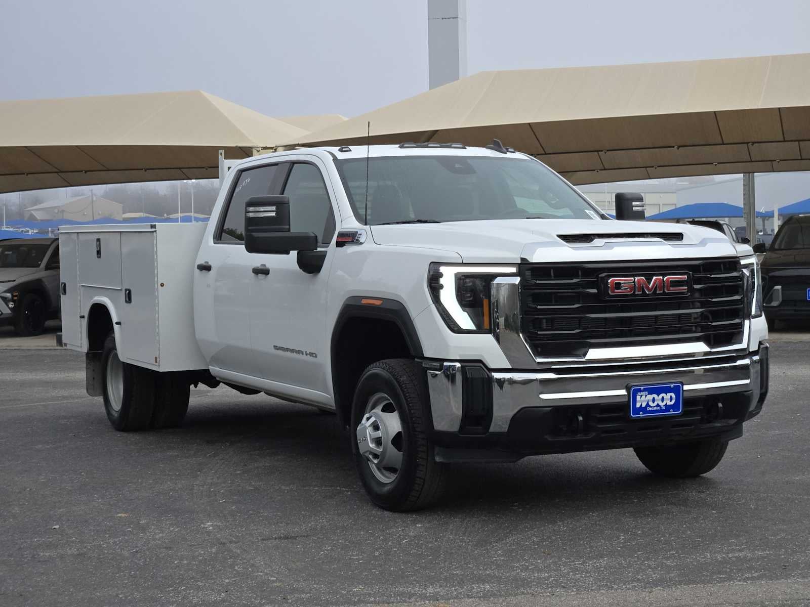 2024 GMC Sierra 3500 HD Chassis Cab Pro