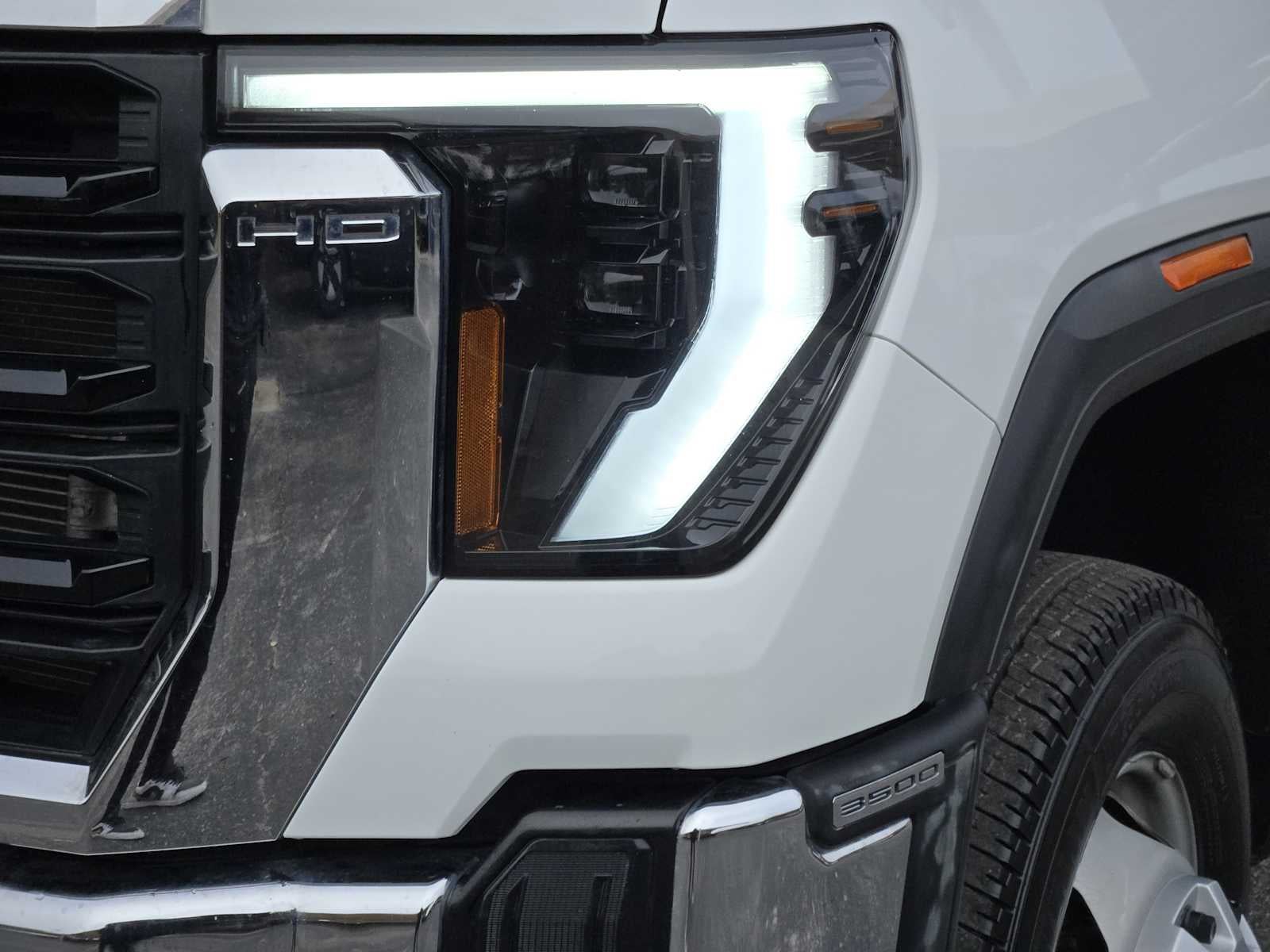 2024 GMC Sierra 3500 HD Chassis Cab Pro