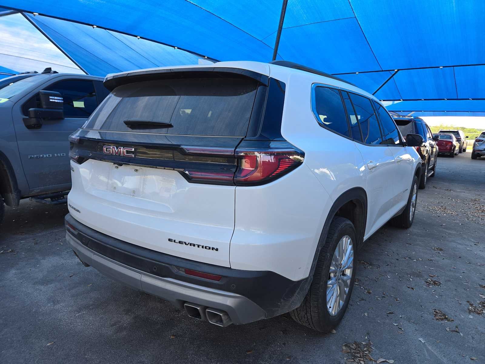 2024 GMC Acadia Elevation