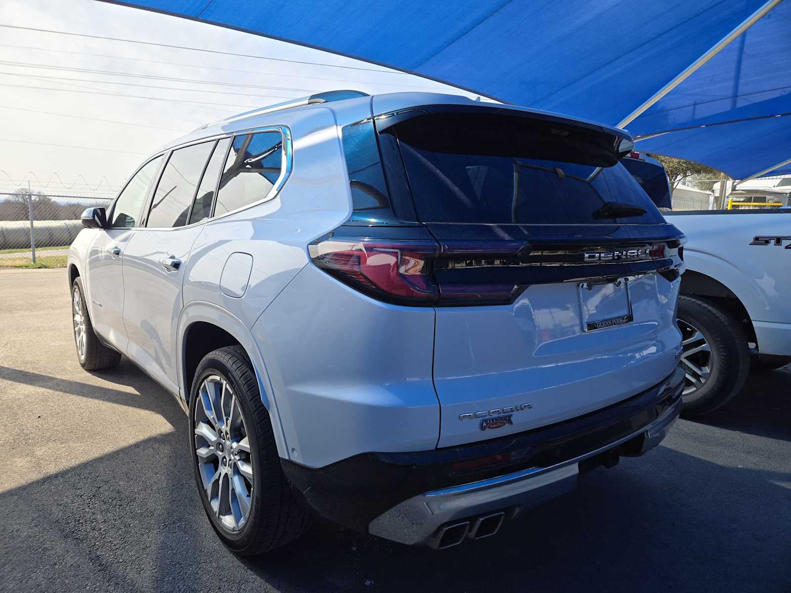 2024 GMC Acadia Denali