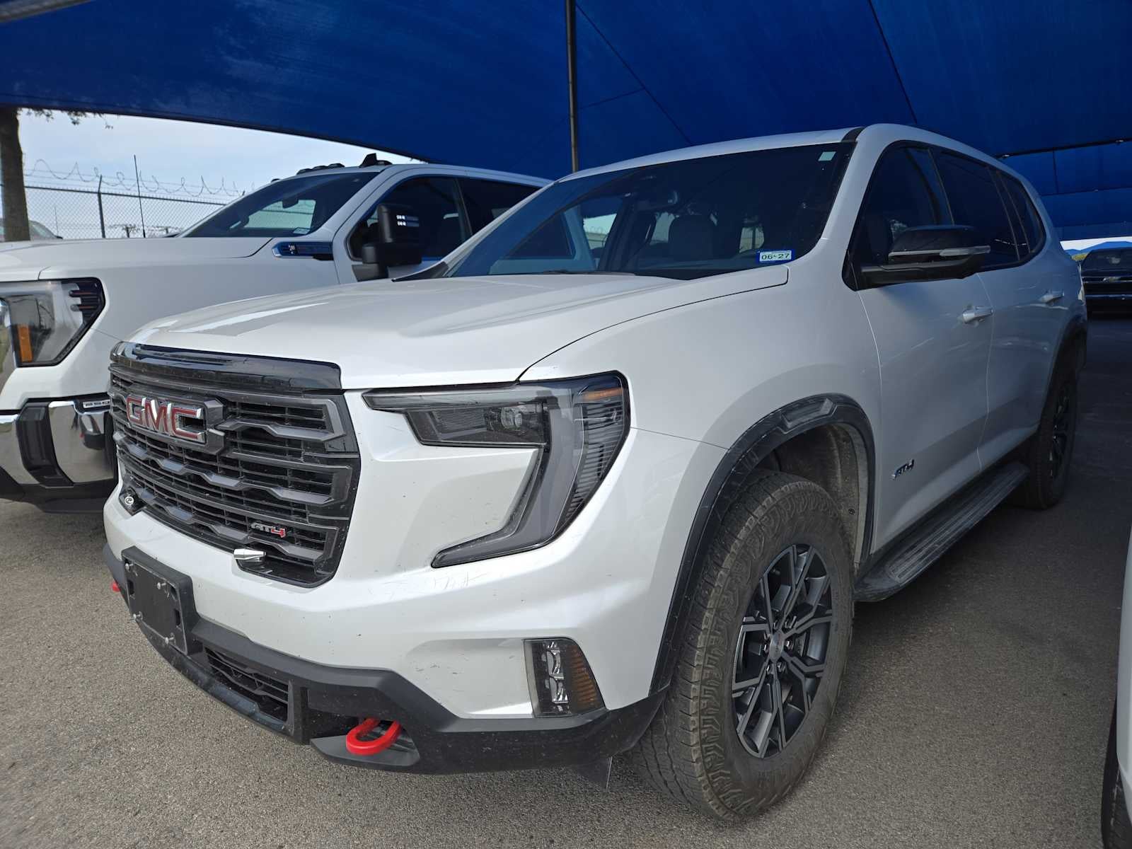 2025 GMC Acadia AT4