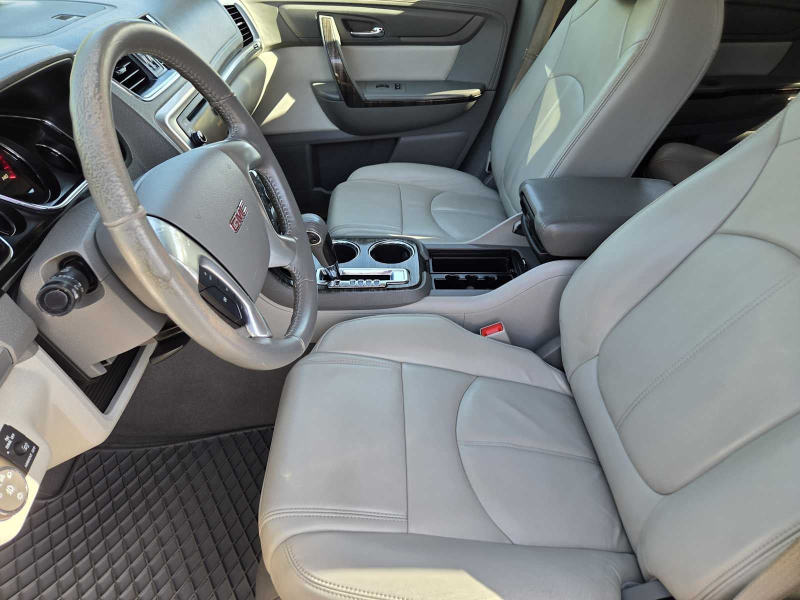 2016 GMC Acadia SLT