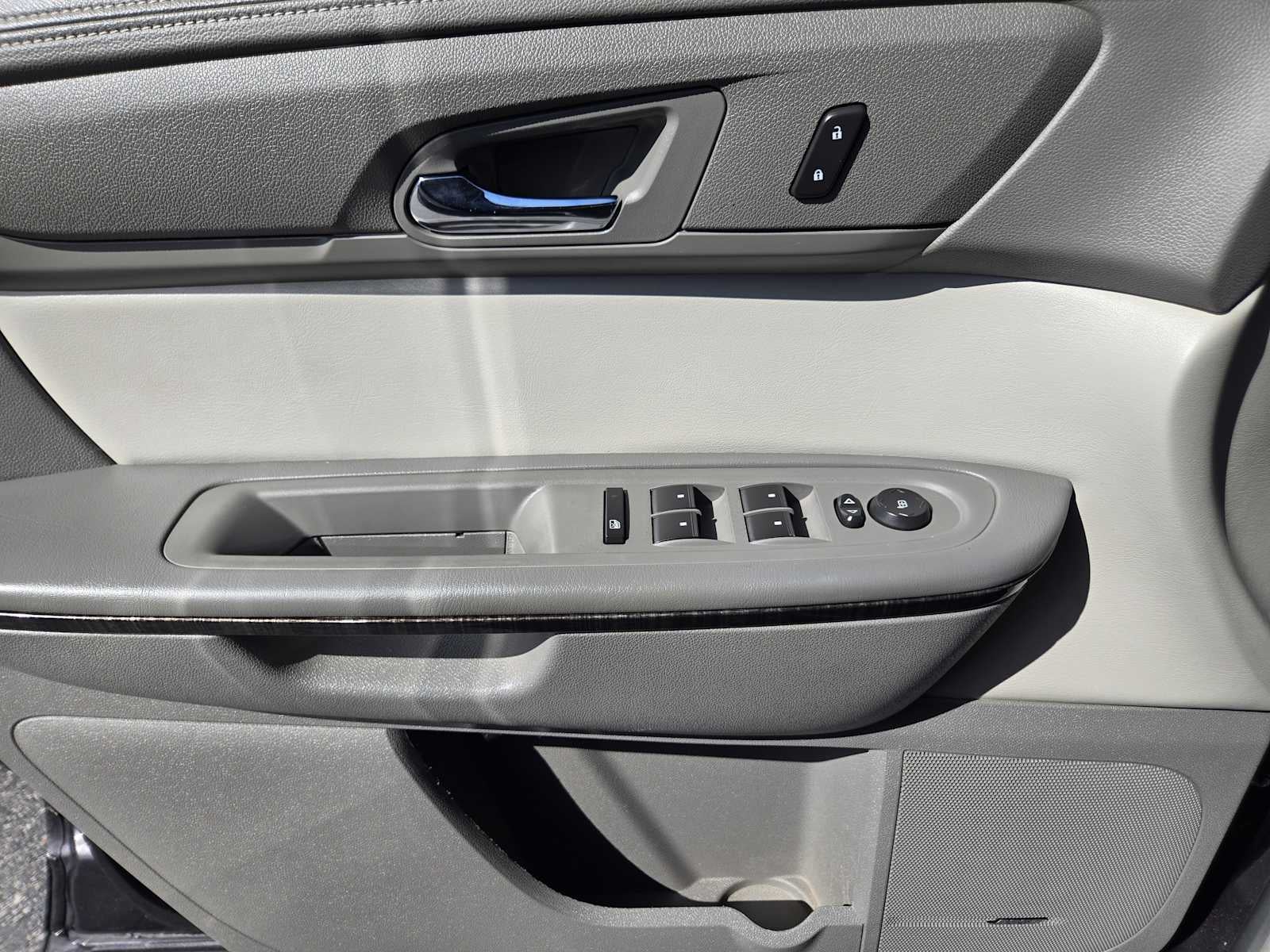 2016 GMC Acadia SLT