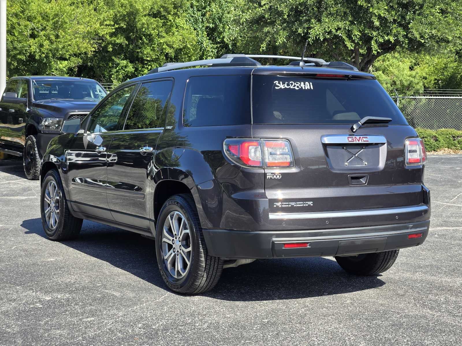 2016 GMC Acadia SLT