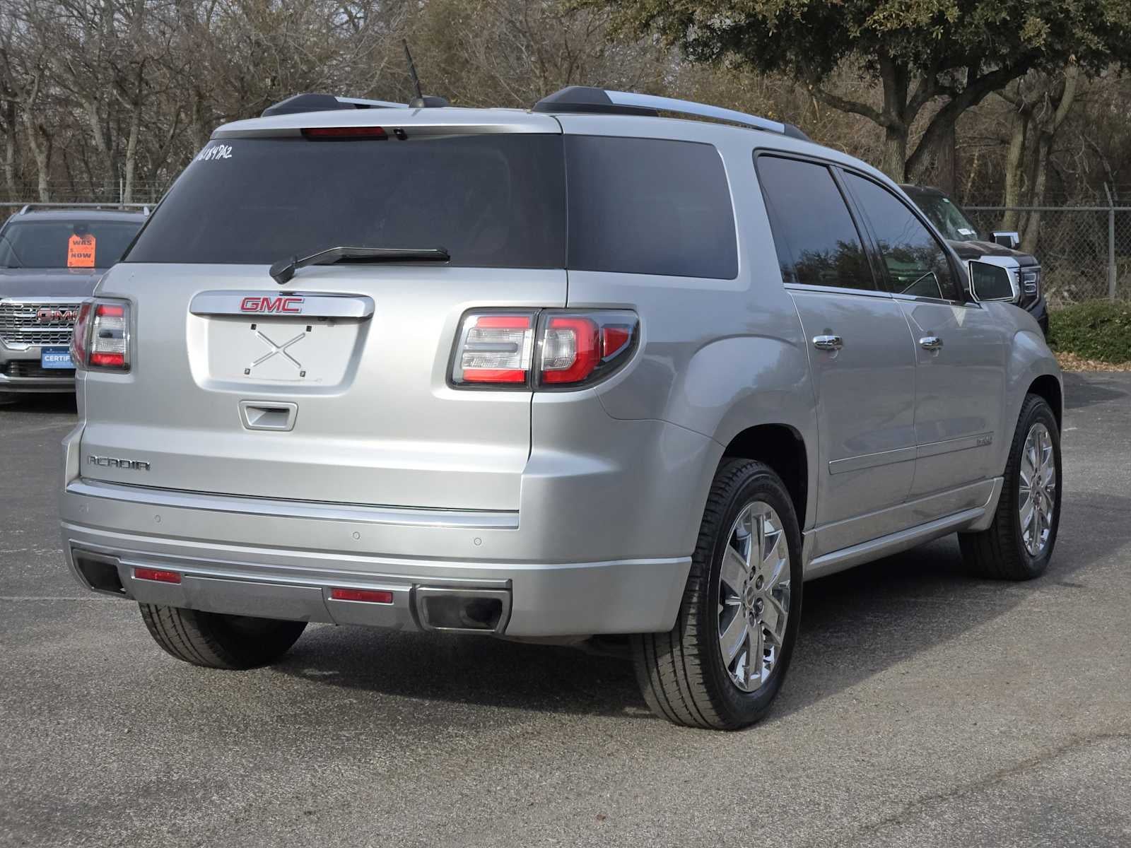 2016 GMC Acadia Denali