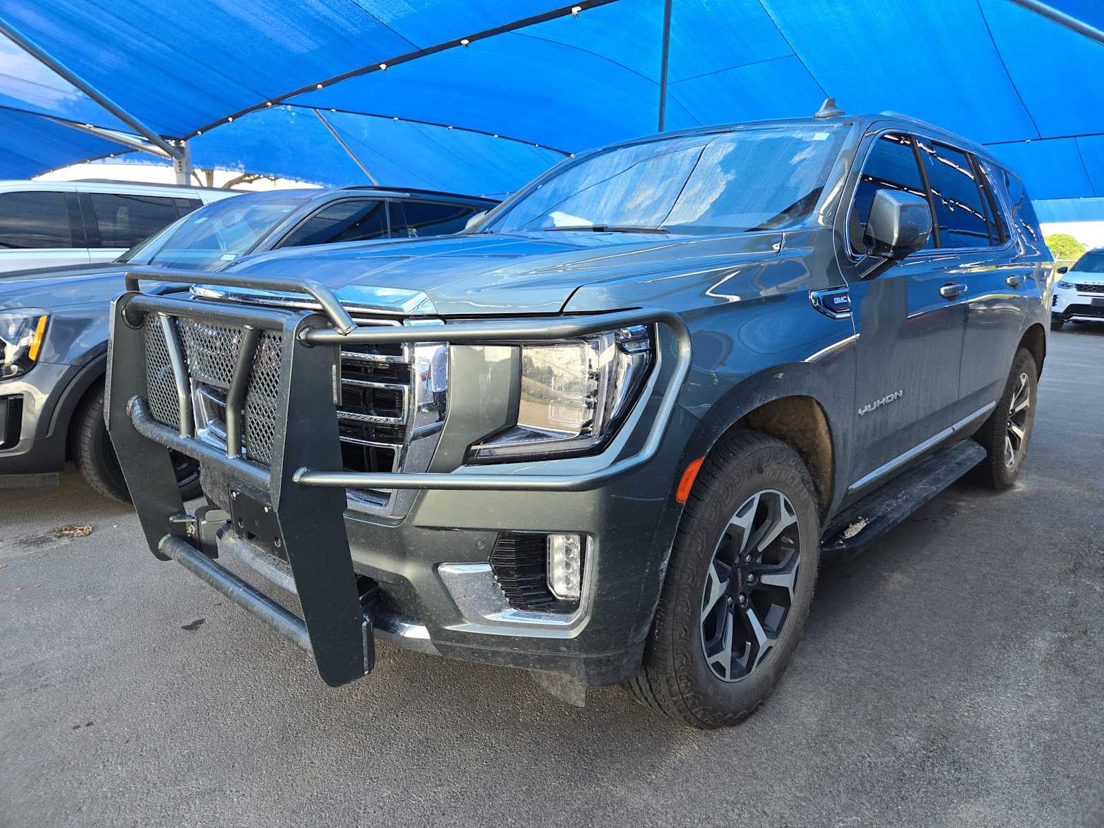 2023 GMC Yukon 4WD SLT's photo