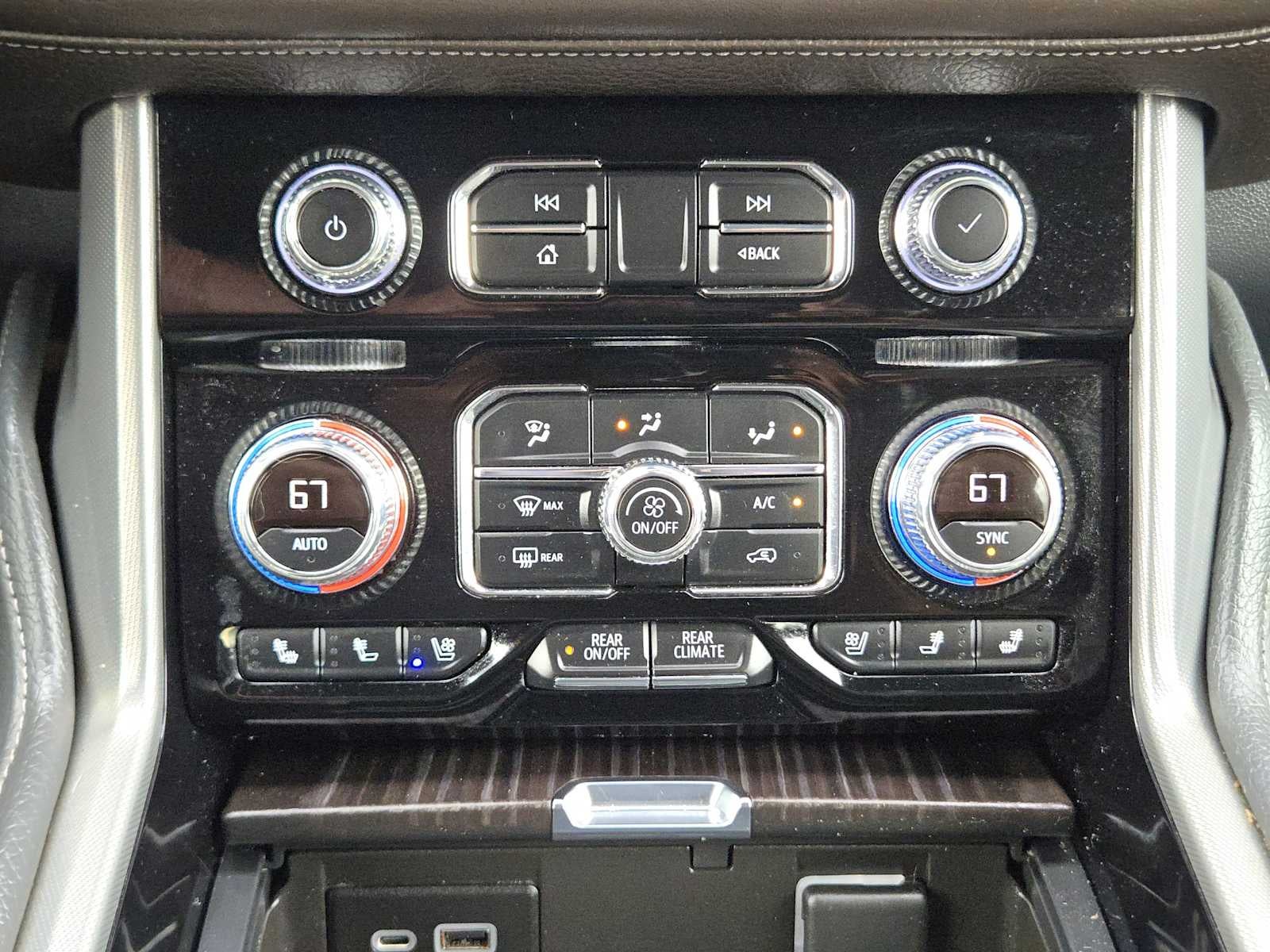 2022 GMC Yukon Denali