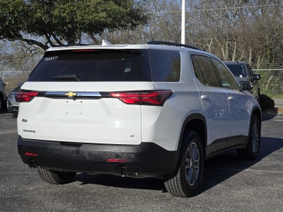 2022 Chevrolet Traverse LT Cloth