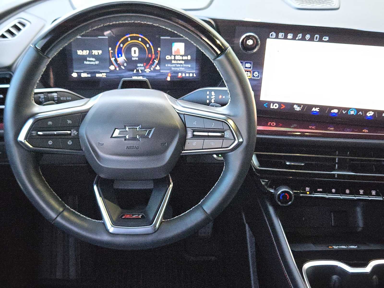 2025 Chevrolet Traverse Z71