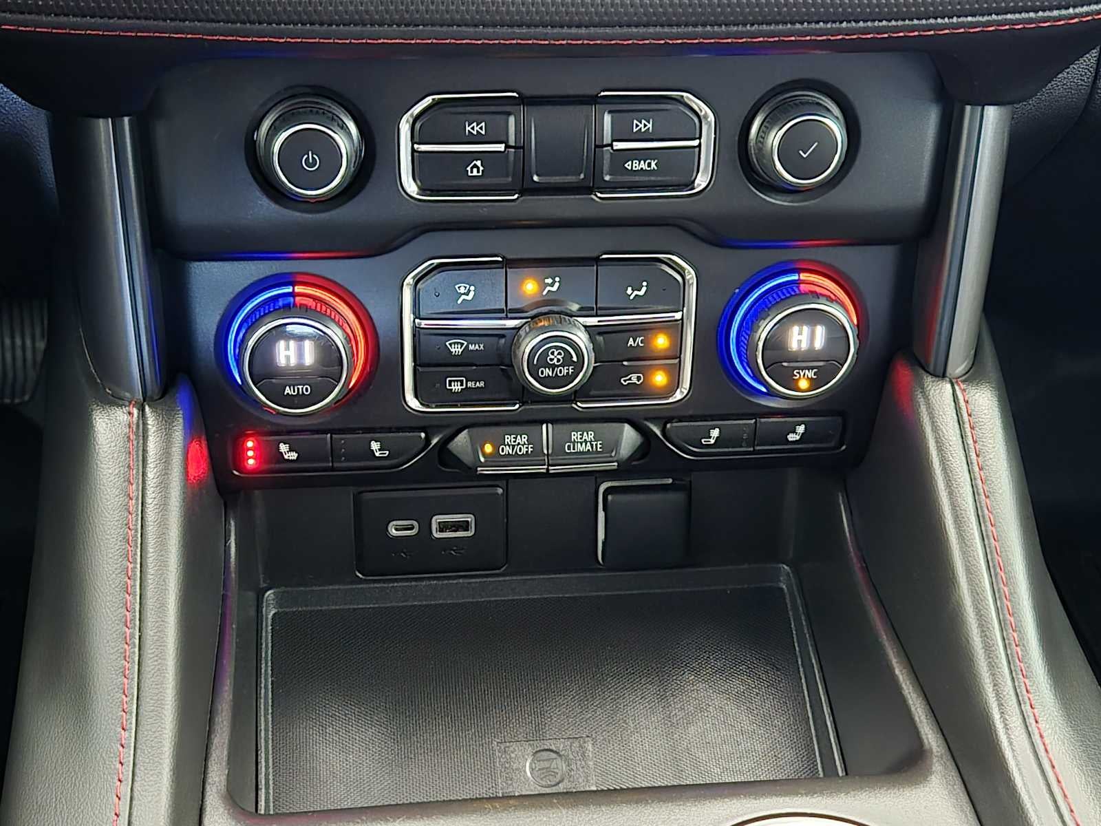 2023 Chevrolet Tahoe RST