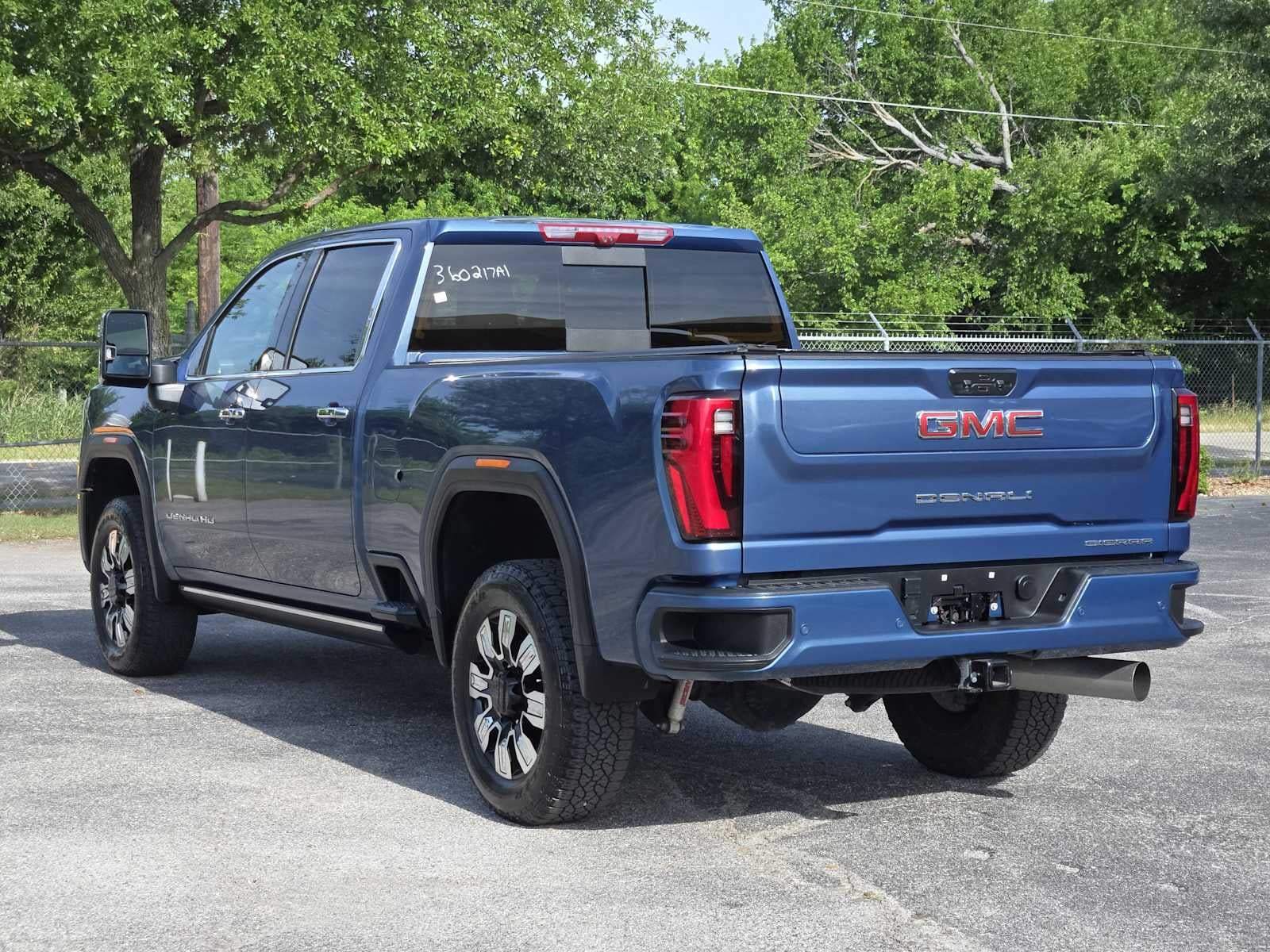 2025 GMC Sierra 2500 HD Denali