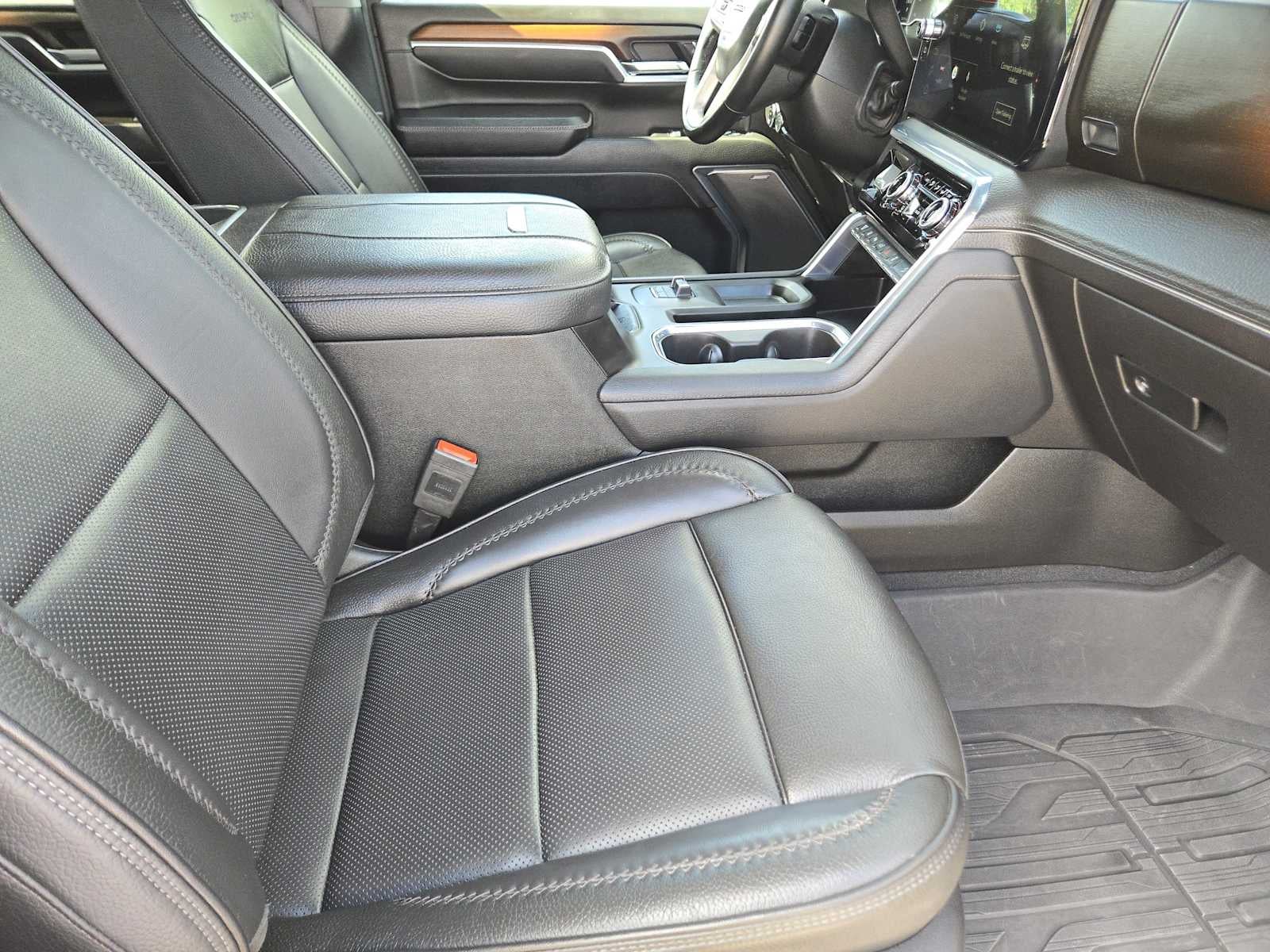 2025 GMC Sierra 3500 HD Denali