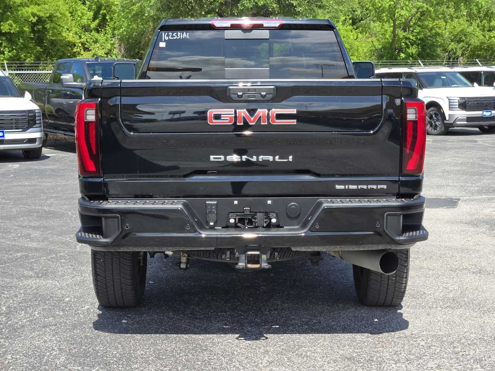2025 GMC Sierra 3500 HD Denali
