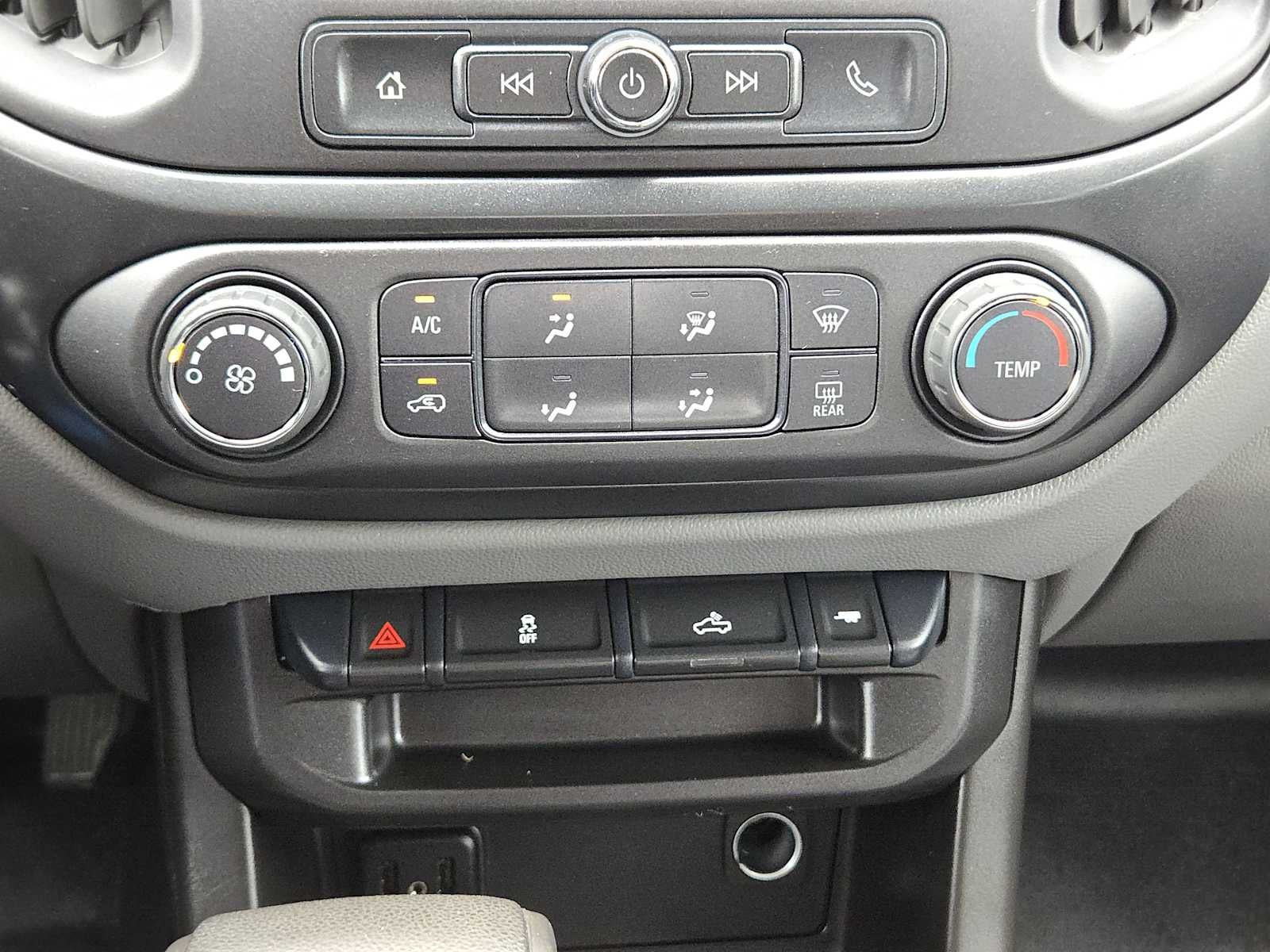 2021 GMC Canyon Elevation Standard