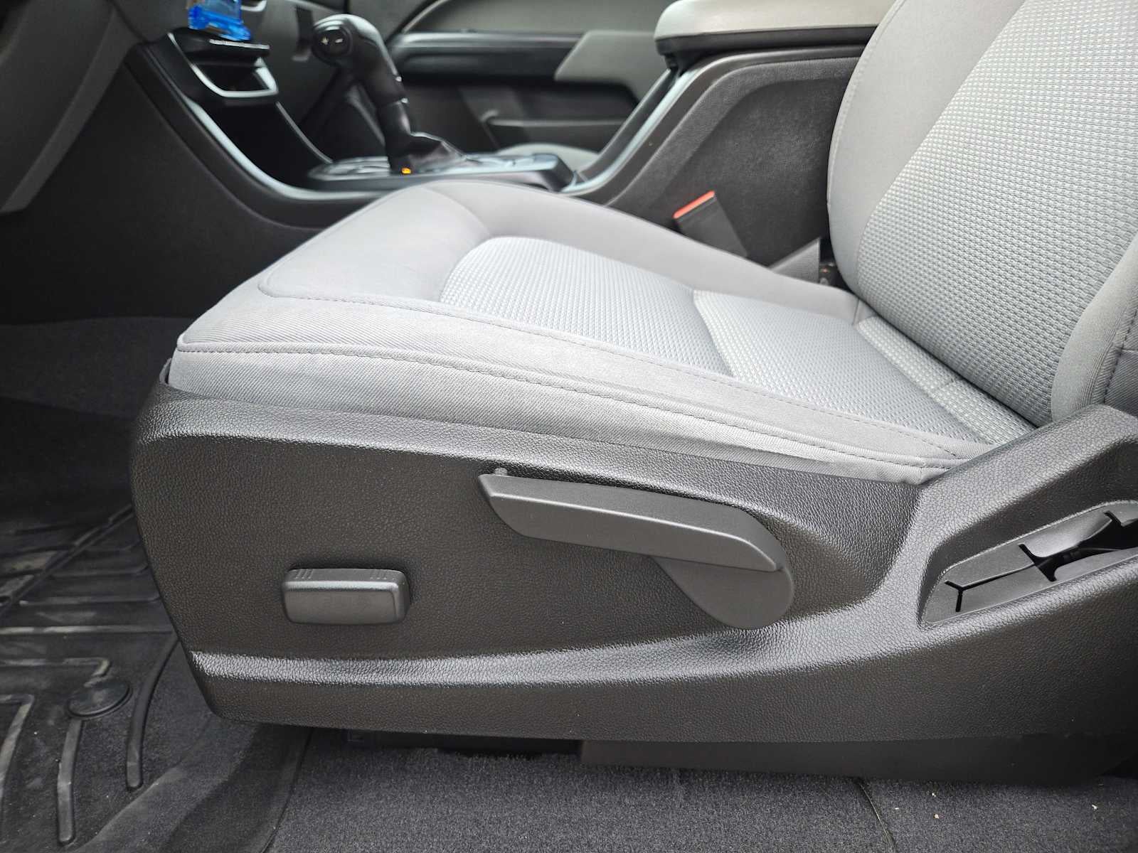 2021 GMC Canyon Elevation Standard