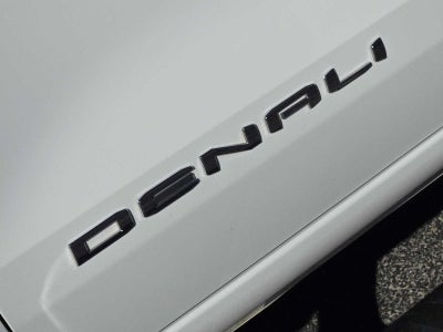 2024 GMC Canyon Denali