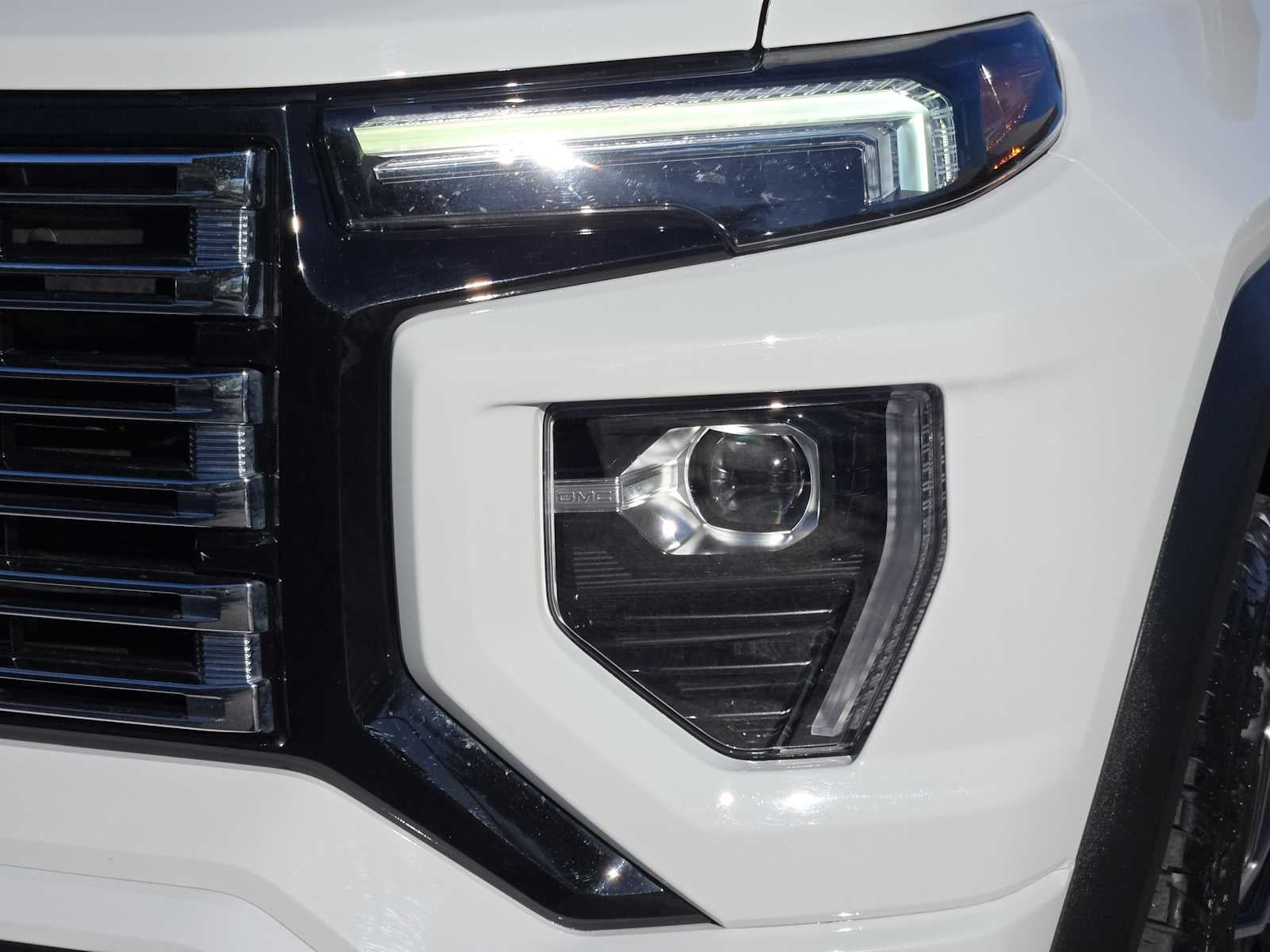 2024 GMC Canyon Denali