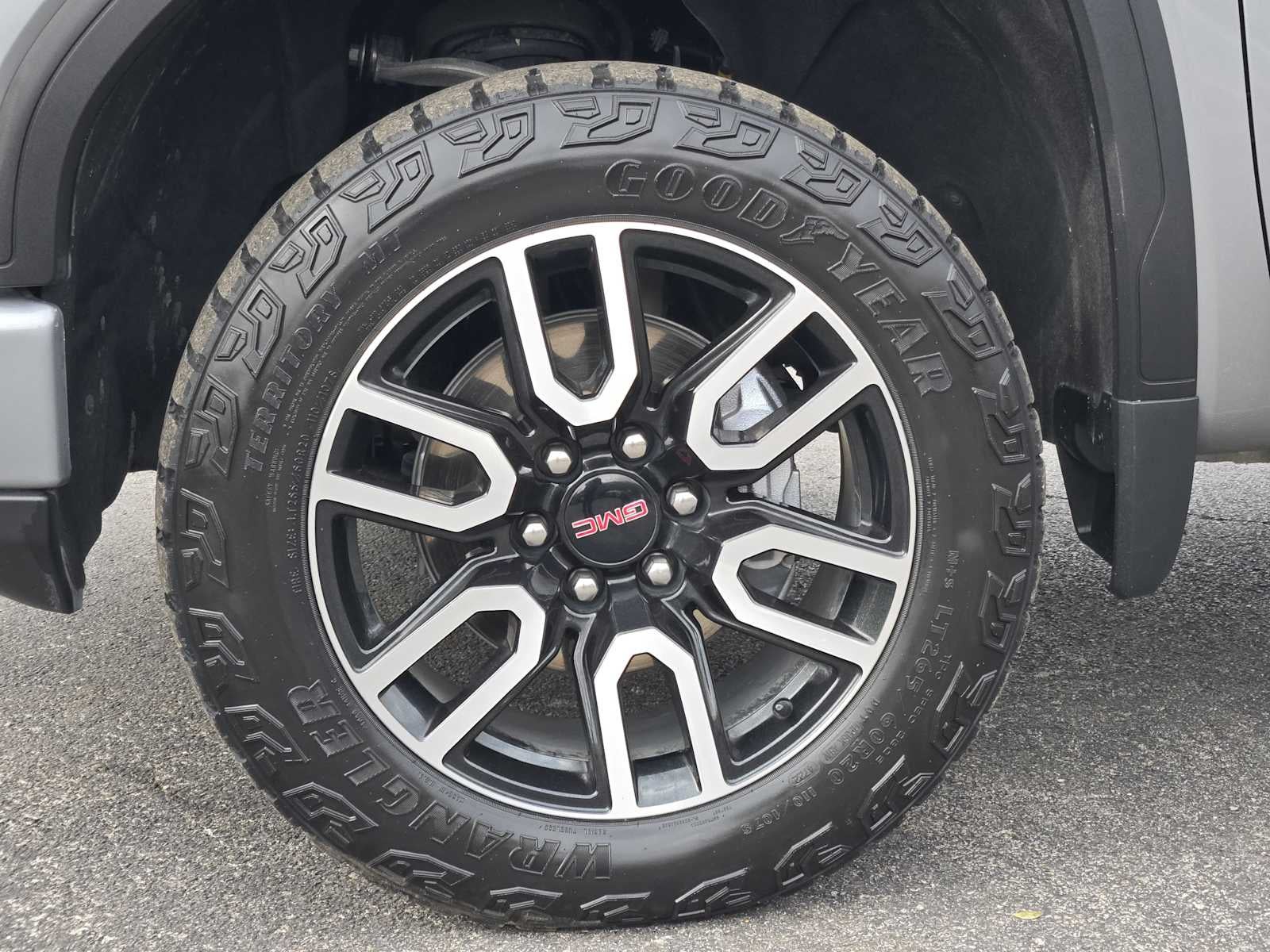 2023 GMC Sierra 1500 AT4