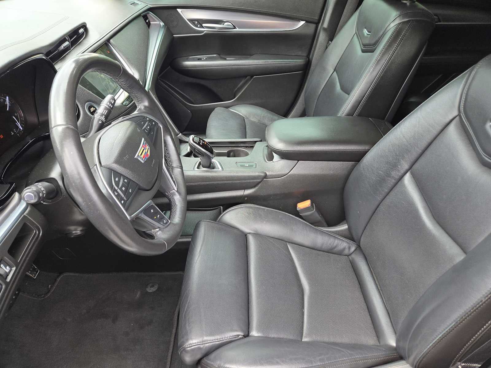 2017 Cadillac XT5 Luxury FWD