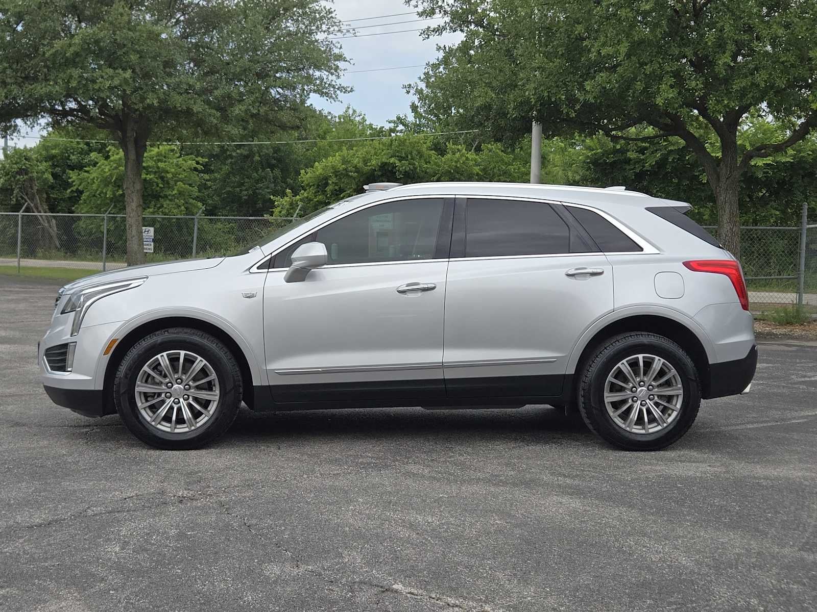 2017 Cadillac XT5 Luxury FWD