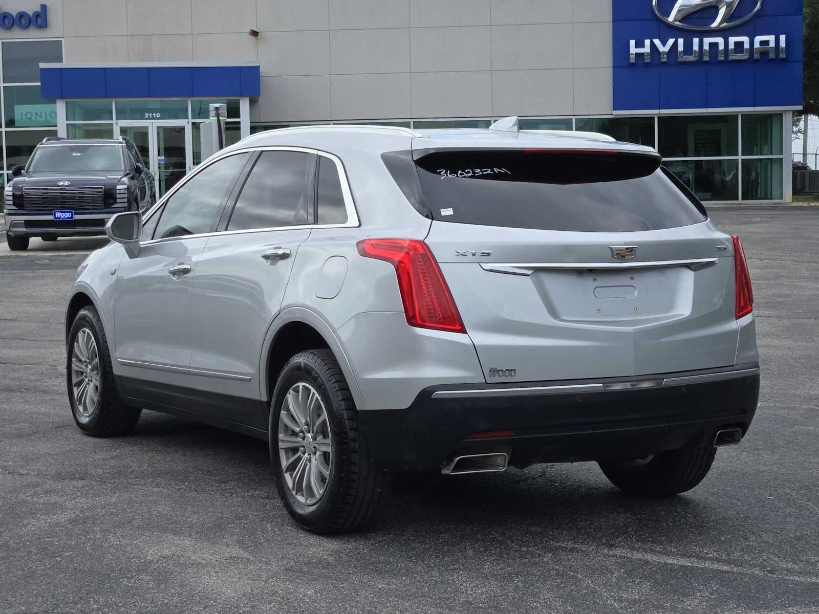 2017 Cadillac XT5 Luxury FWD
