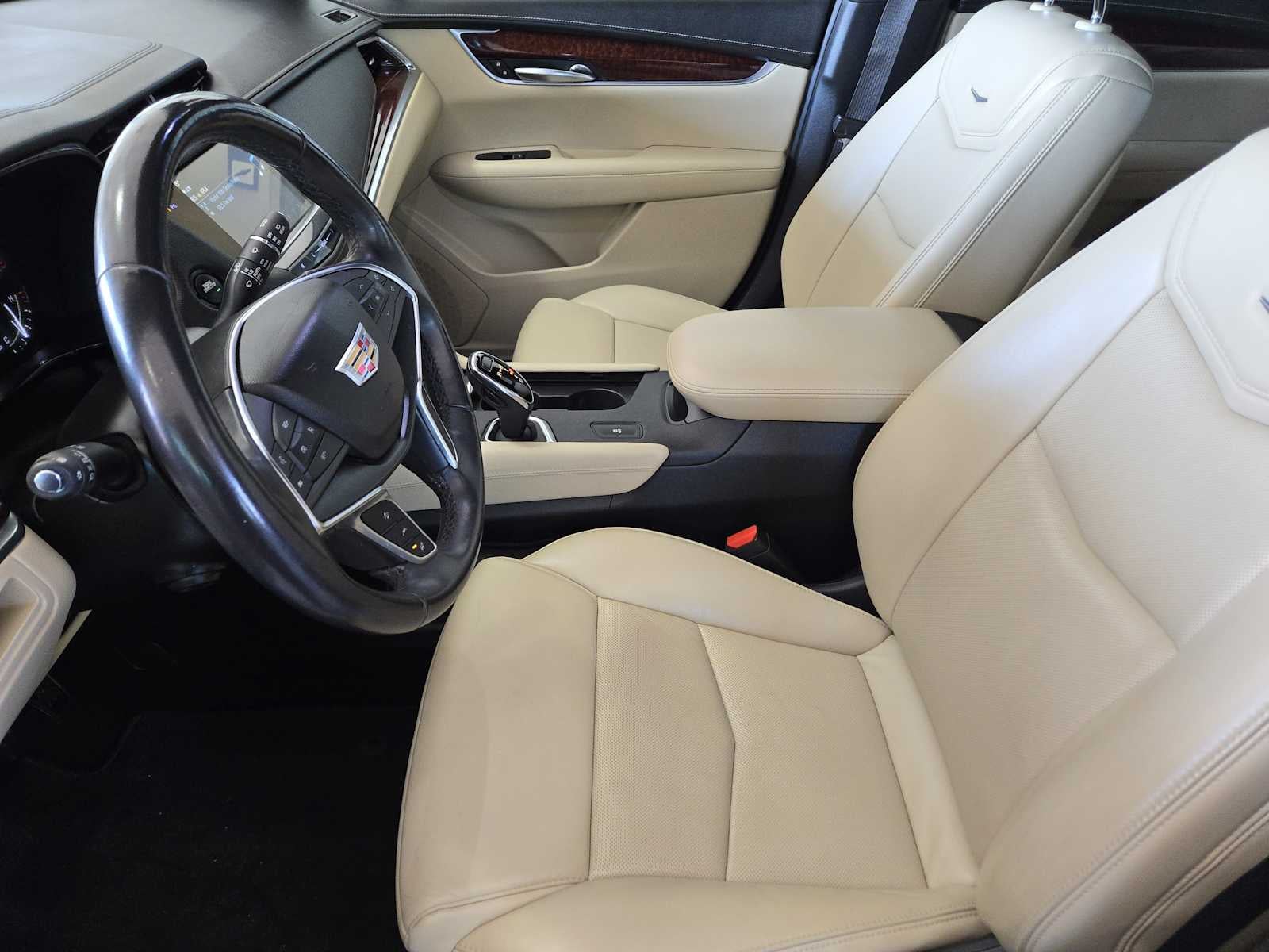 2018 Cadillac XT5 Luxury FWD