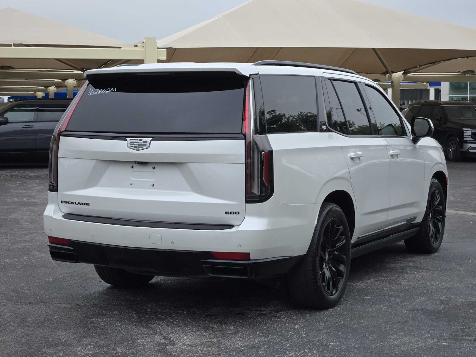 2023 Cadillac Escalade Sport