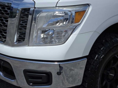 2018 Nissan TITAN SV