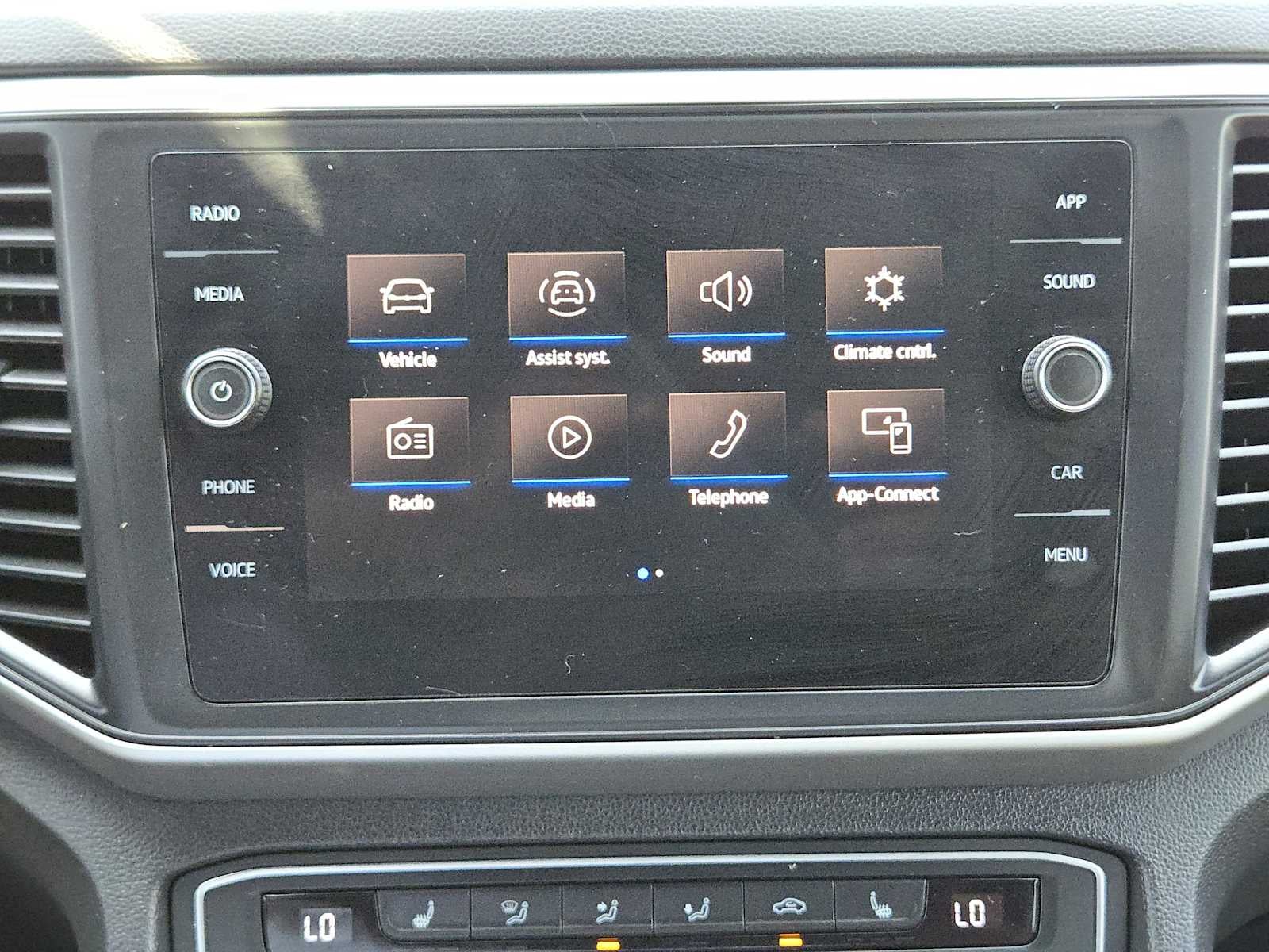2021 Volkswagen Atlas Cross Sport 2.0T SE w/Technology