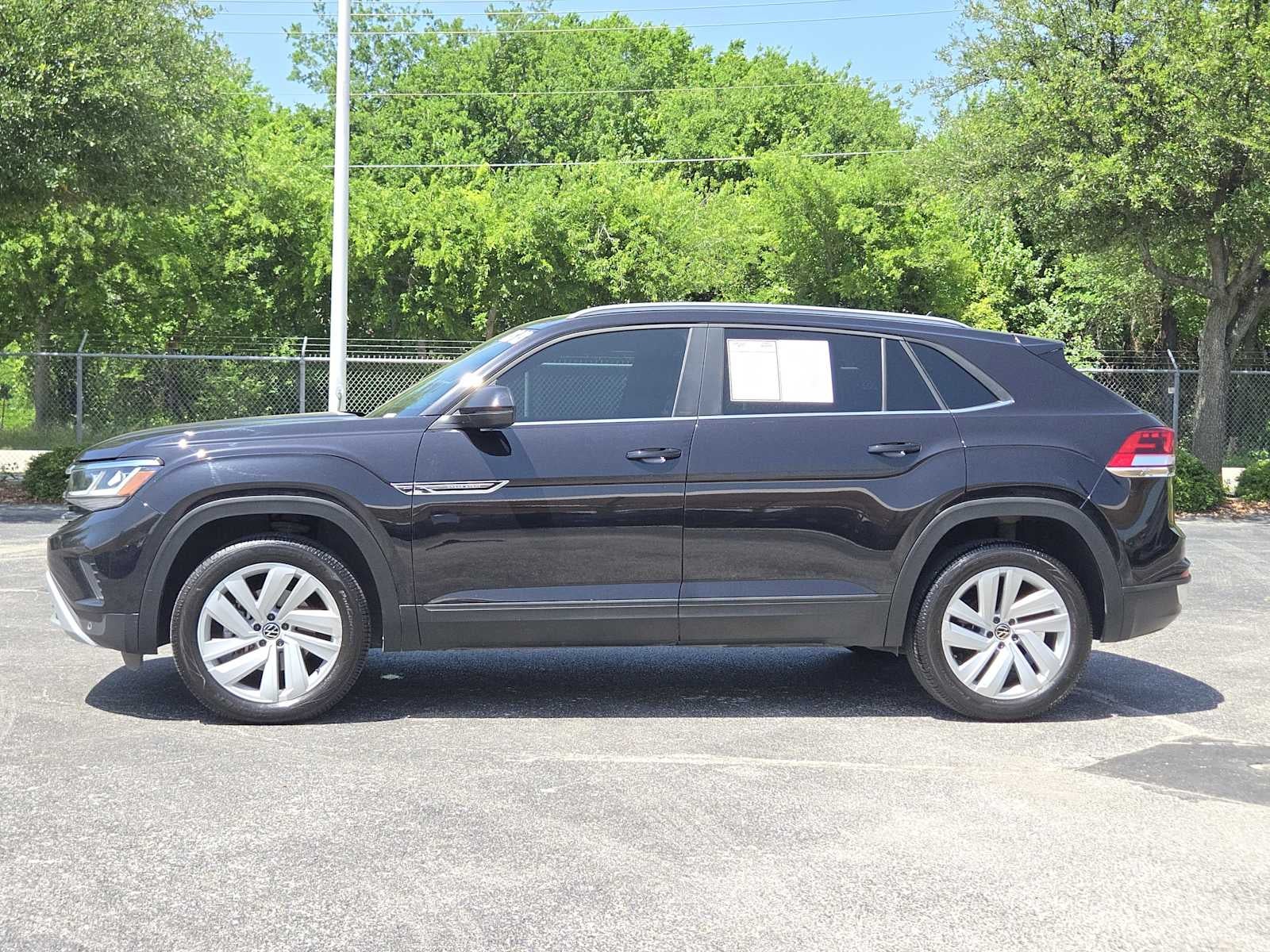 2021 Volkswagen Atlas Cross Sport 2.0T SE w/Technology