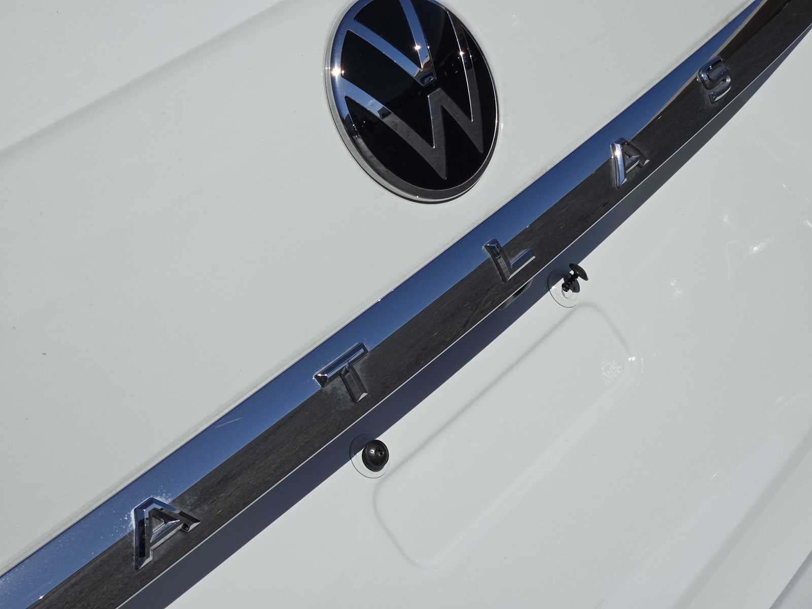 2023 Volkswagen Atlas 2.0T SE w/Technology