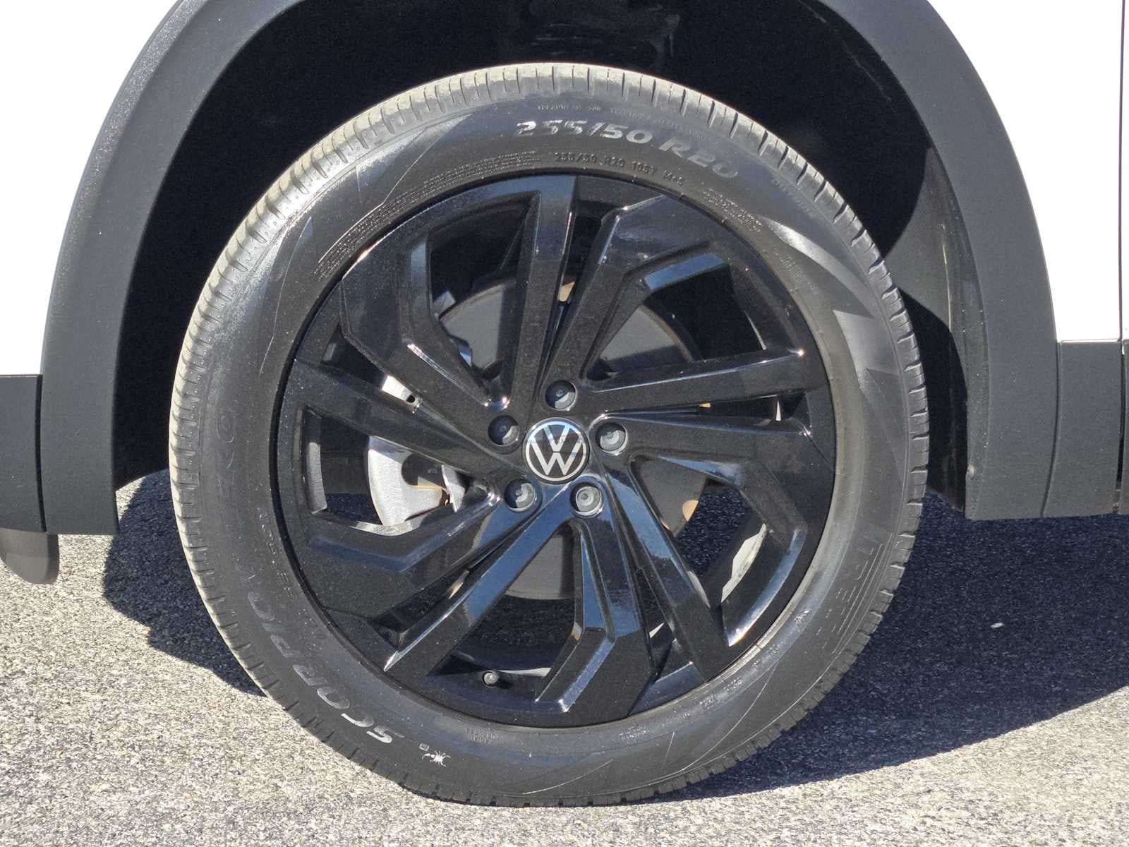 2023 Volkswagen Atlas 2.0T SE w/Technology