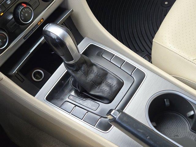 2015 Volkswagen Passat 2.0L TDI SE