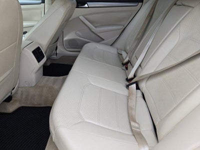 2015 Volkswagen Passat 2.0L TDI SE