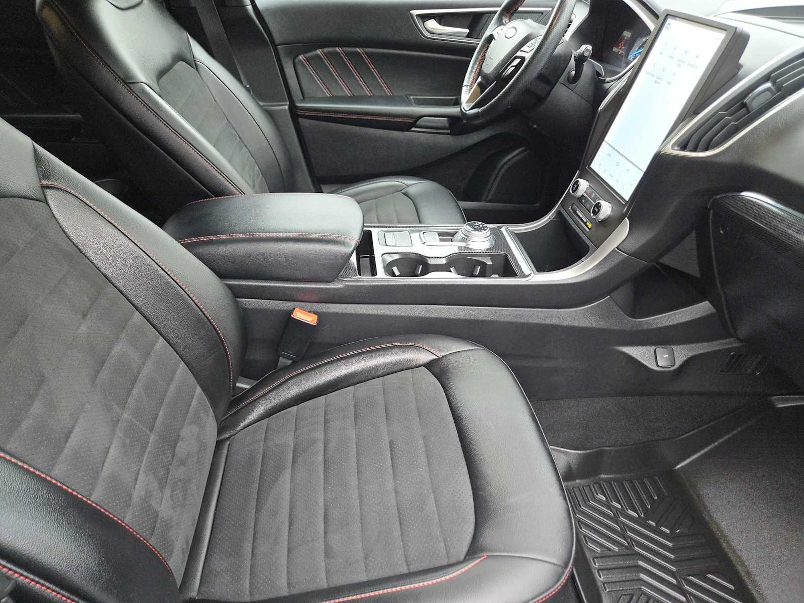 2021 Ford Edge ST-Line