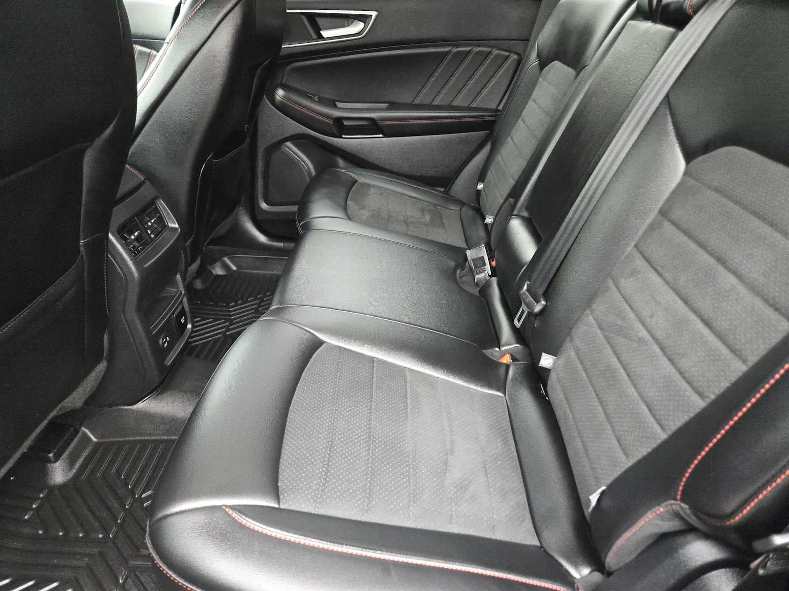 2021 Ford Edge ST-Line