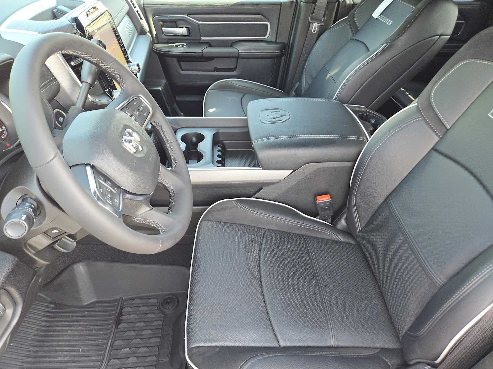 2026 RAM 2500 Laramie Crew Cab 4x4 6'4" Box