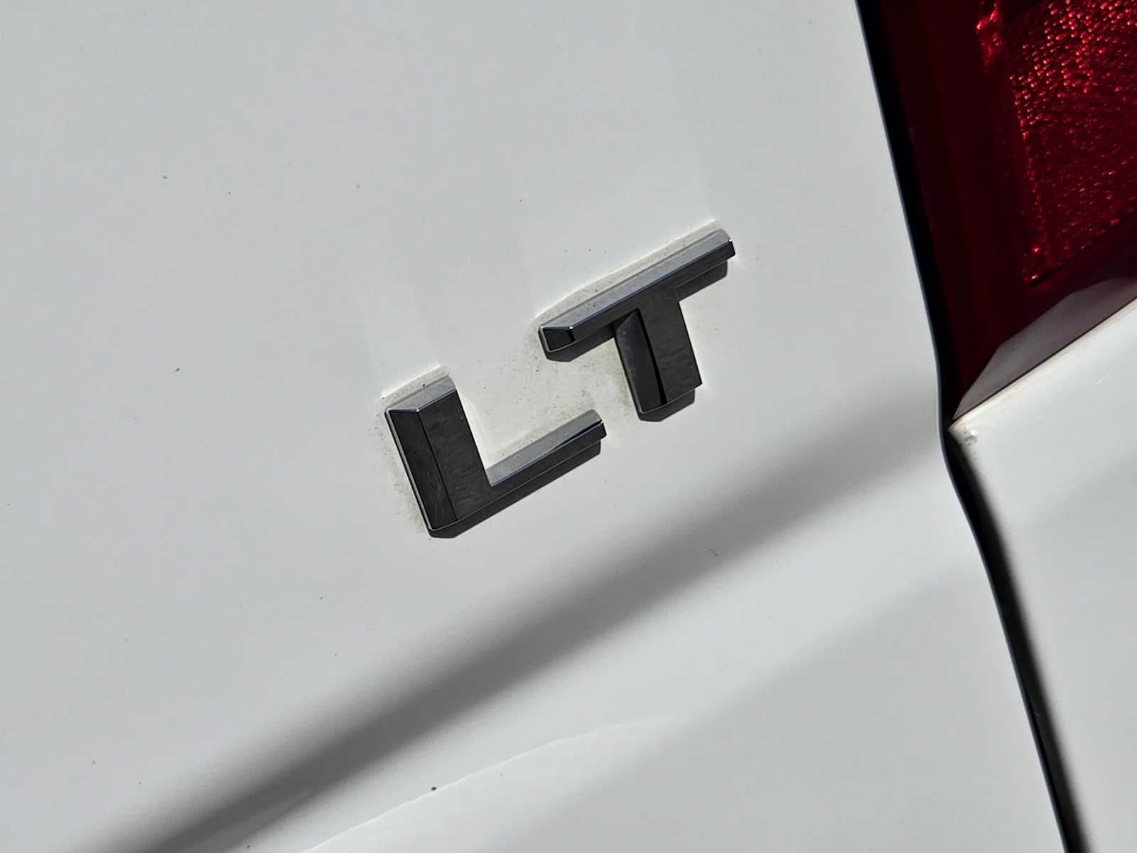 2024 Chevrolet Silverado 1500 LT - Photo 11