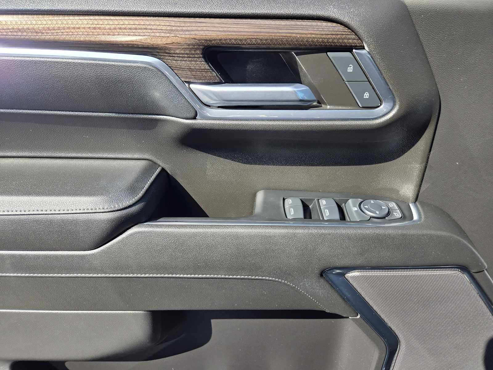 2024 Chevrolet Silverado 1500 LT - Photo 22