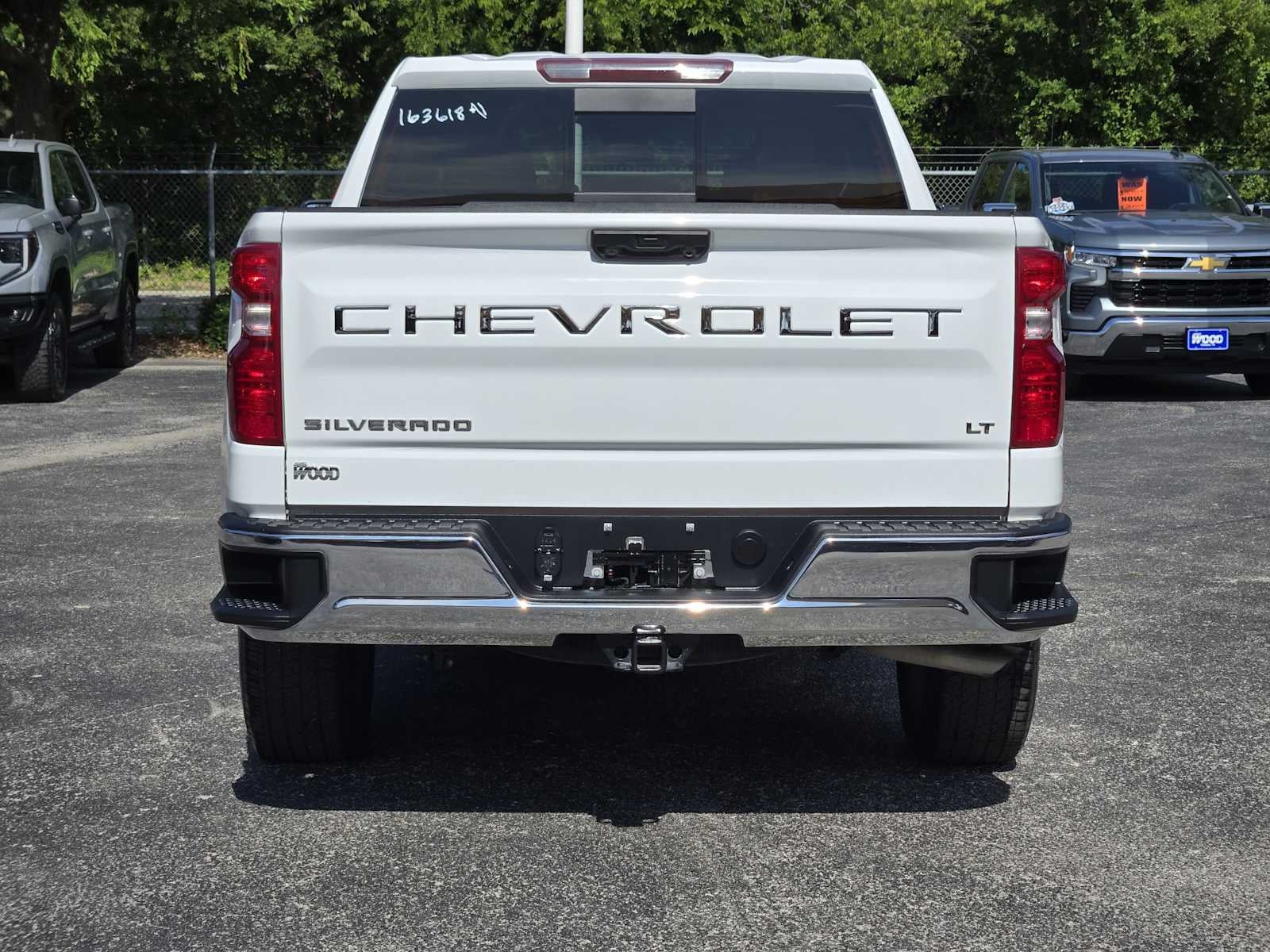 2024 Chevrolet Silverado 1500 LT - Photo 6
