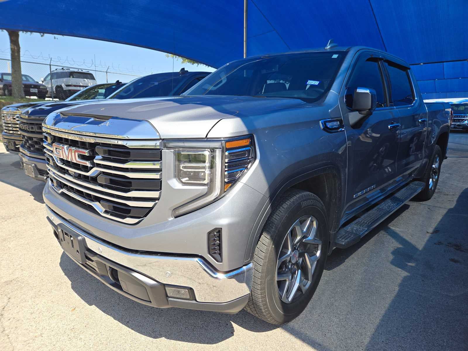 2024 GMC Sierra 1500 SLT